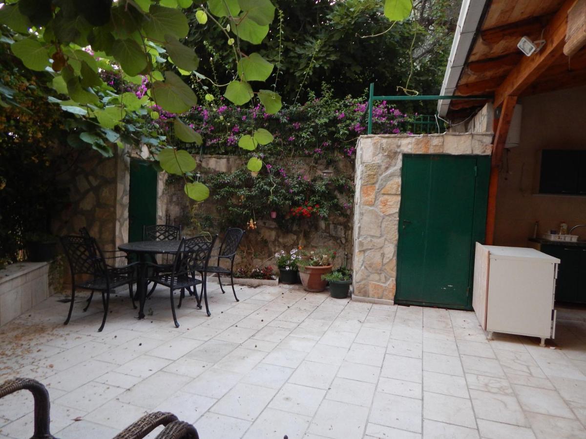 Sveti Stefan- Apartment Dora Exterior photo